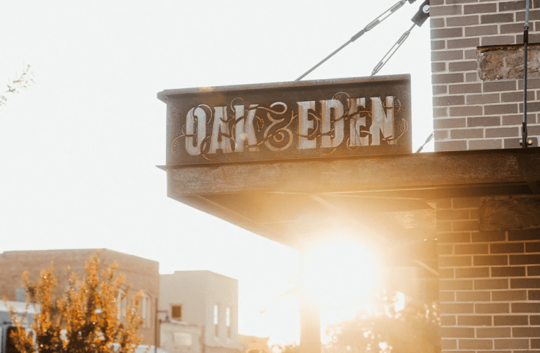 Waco: Best American Made Whiskey – Oak and Eden.